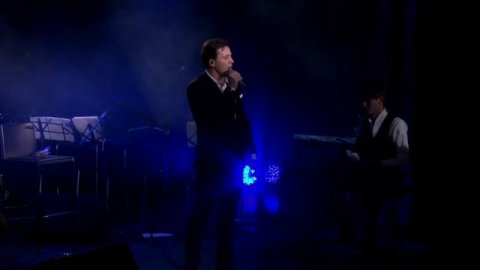 Glow & Glow Orchestra — видео выступления