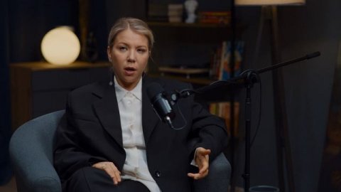 Спикер по лидерству и управлению Ирина Бова — видео выступления