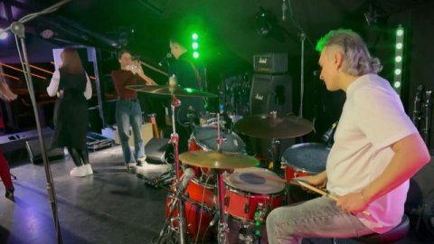 Кавер-группа «EQ BAND» — видео выступления