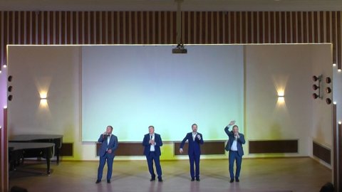 Шоу-группа Россияне — видео выступления