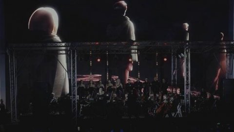 Мультимедийный оркестр Nella Musica Orchestra — видео выступления