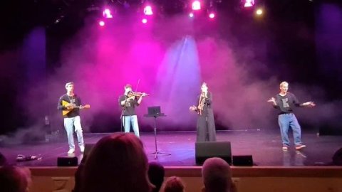 Вокальная группа «Кураж» — видео выступления